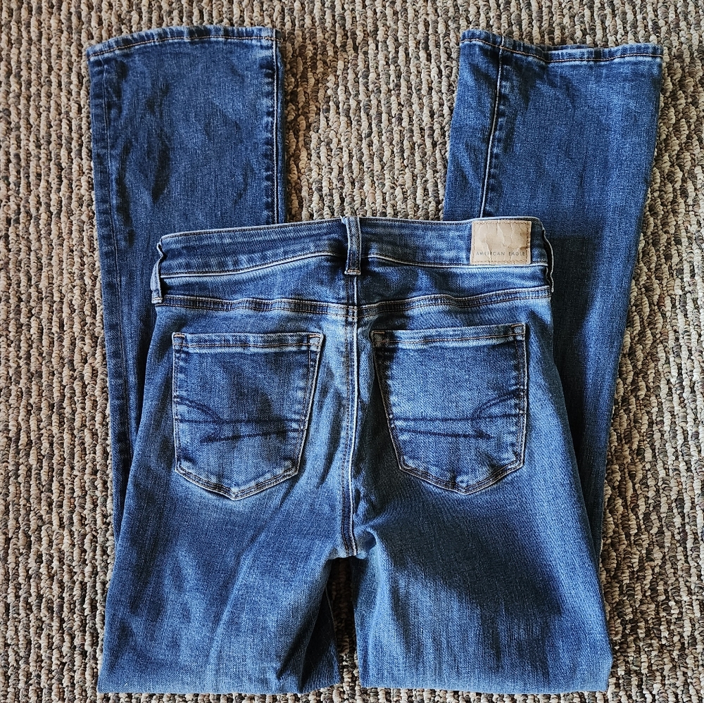 American eagle skinny kick bootcut jeans 2 short